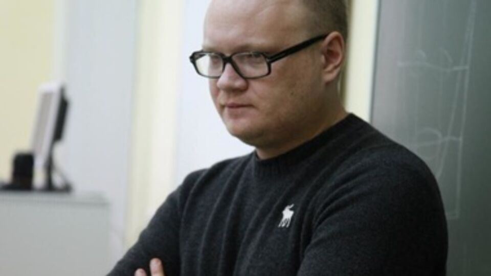 Кашин: Баррикады можно разобрать, когда новый президент присягнет на Майдане