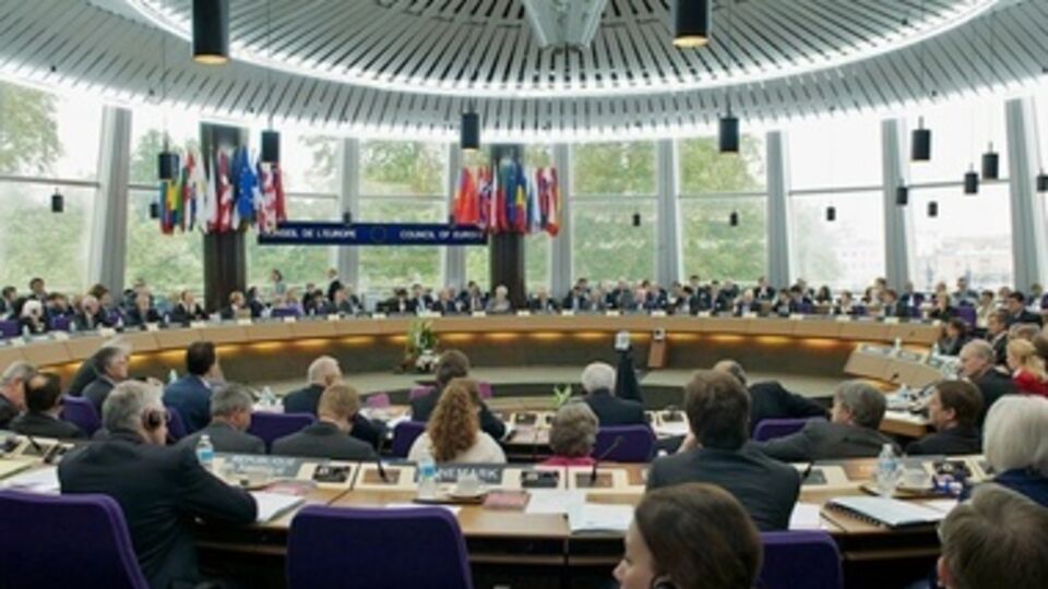 Комитет министров также призвал Украину и Россию соблюдать предписание Европейского суда по правам человека