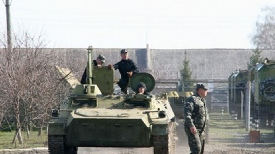 Украина расконсервирует 900 единиц боевой техники