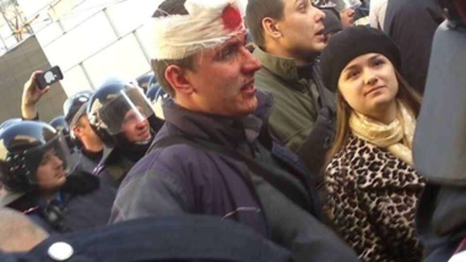 В Харькове в стычках ранили нескольких активистов