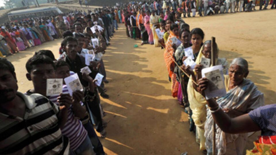 В Индии начались самые масштабные в мировой истории парламентские выборы