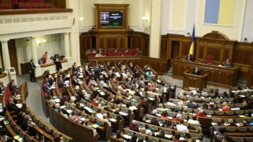 Пленарные заседания Верховной Рады начнутся 8 апреля