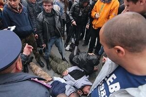 В Одессе Самооборона задержала вооруженных провокаторов с имперским флагом. Фоторепортаж