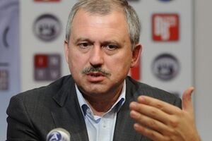 Андрей Сенченко заявил, что спецслужбы "не будут играть со щитами и дубинками"