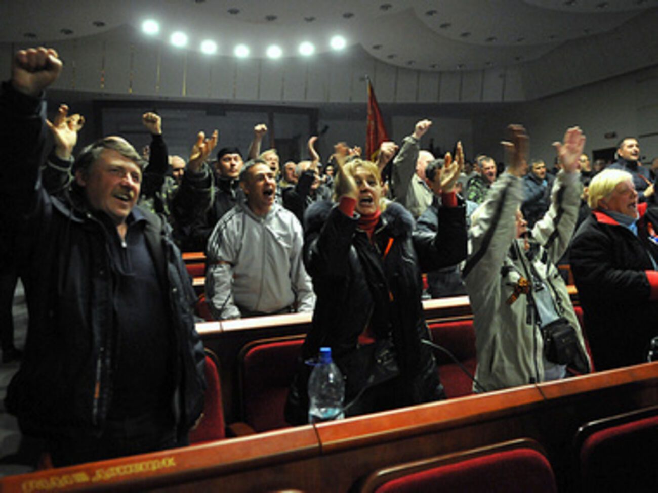 Попытка государственного переворота на востоке Украины, 8 апреля. Онлайн-репортаж