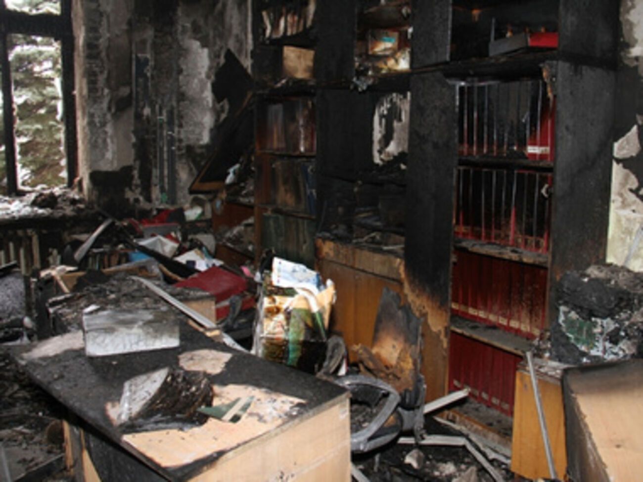 Харьковская облгосадминистарция после штурма, пожара и освобождения. Фоторепортаж