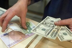 Доллар продолжает расти