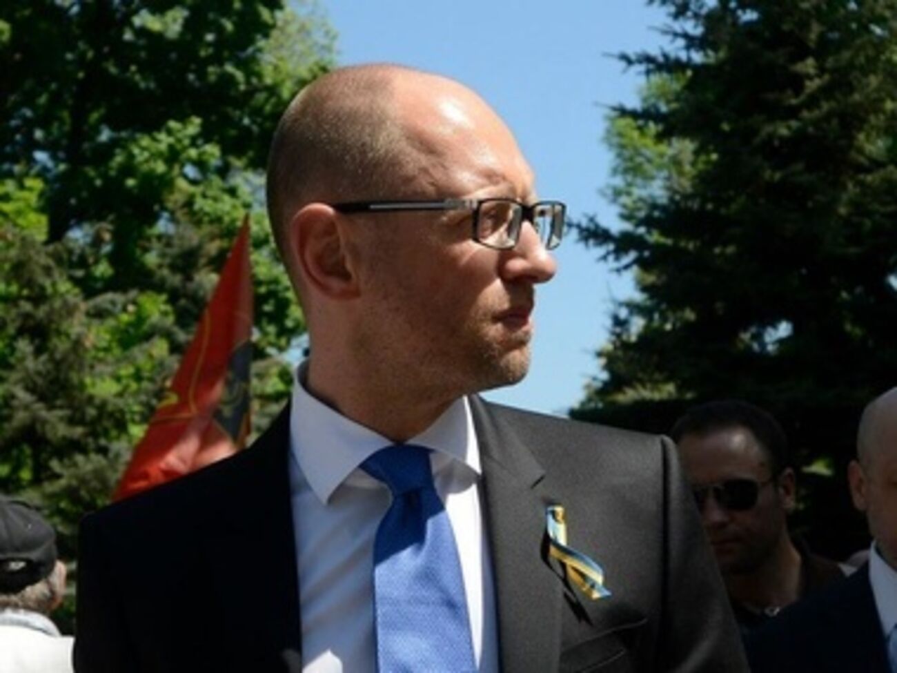 Арсений Яценюк: Правительство не должно быть сборищем по выдаче разрешительных бумажек