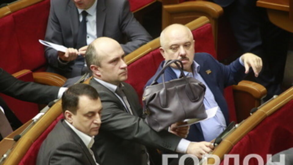 Рада приняла дерегуляционный закон, но провалила антикоррупционный. Фоторепортаж