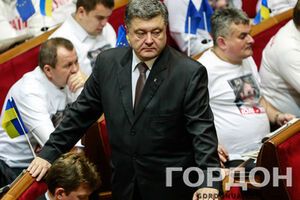 Внефракционный нардеп Петр Порошенко возглавляет президентский рейтинг второй месяц подряд