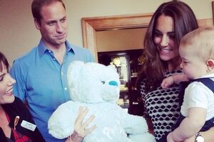 Маленький британский принц вышел в свет