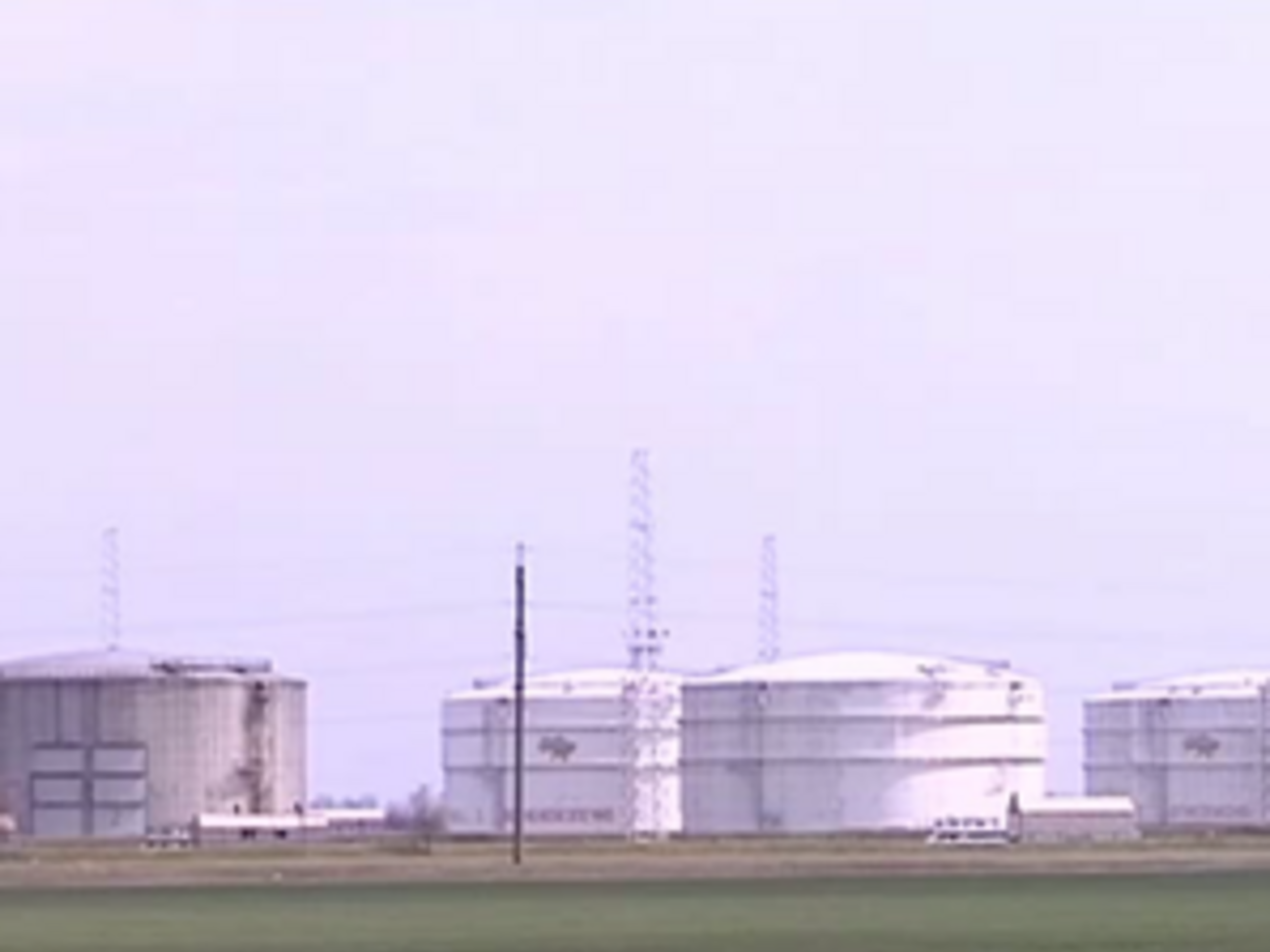 Нефть требует отдать частная компания