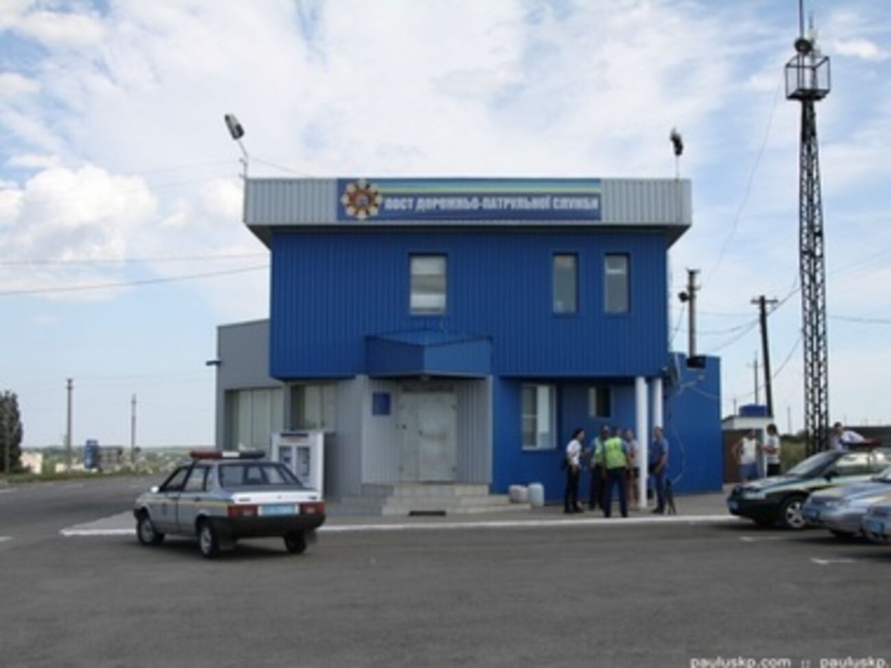 На Донетчине экстремисты отобрали оружие у сотрудников ГАИ