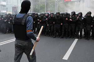 Первомай в Украине. В ожидании войны. Онлайн-репортаж