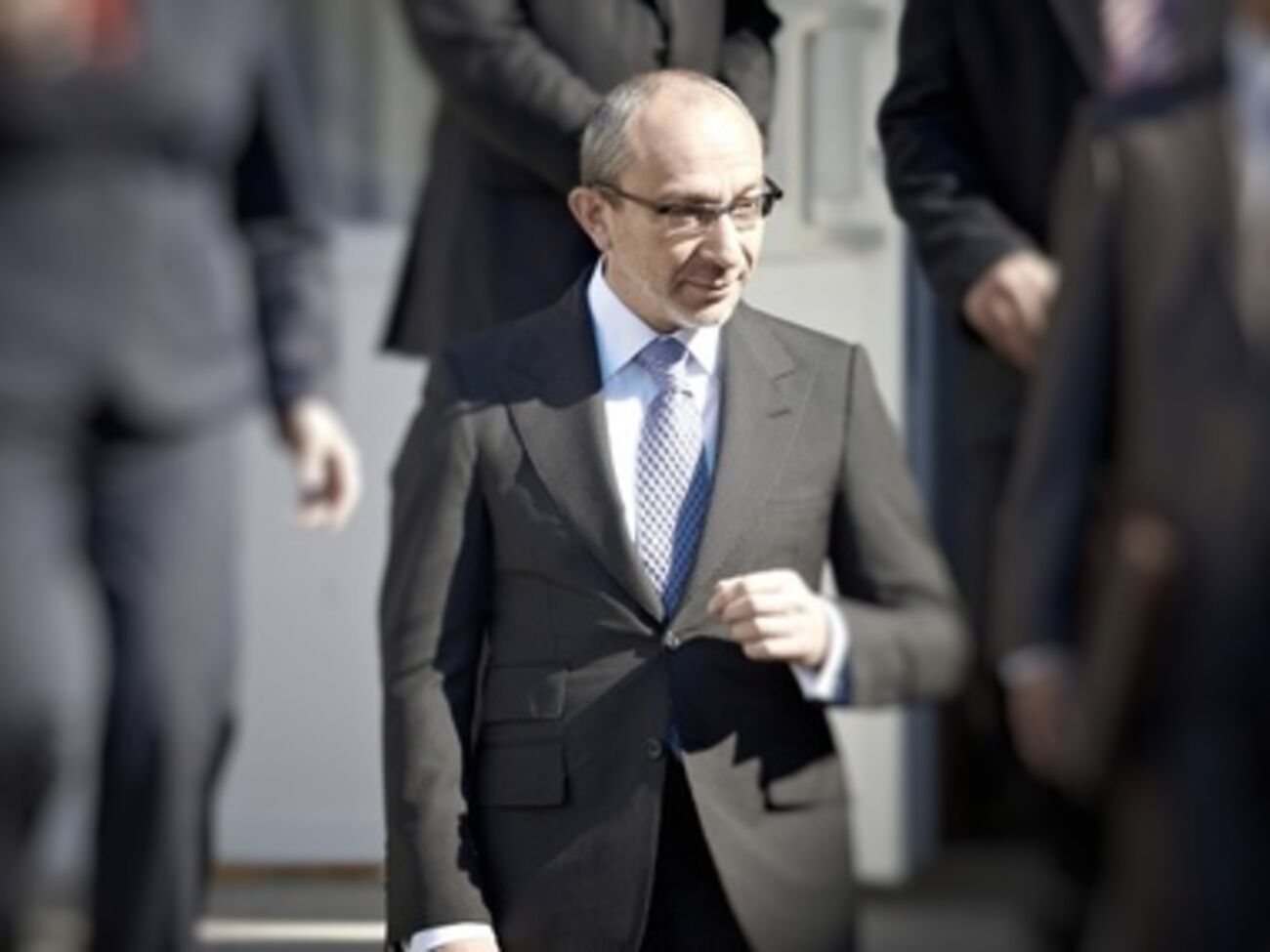 Кернеса попробуют отключить от аппарата искусственного дыхания