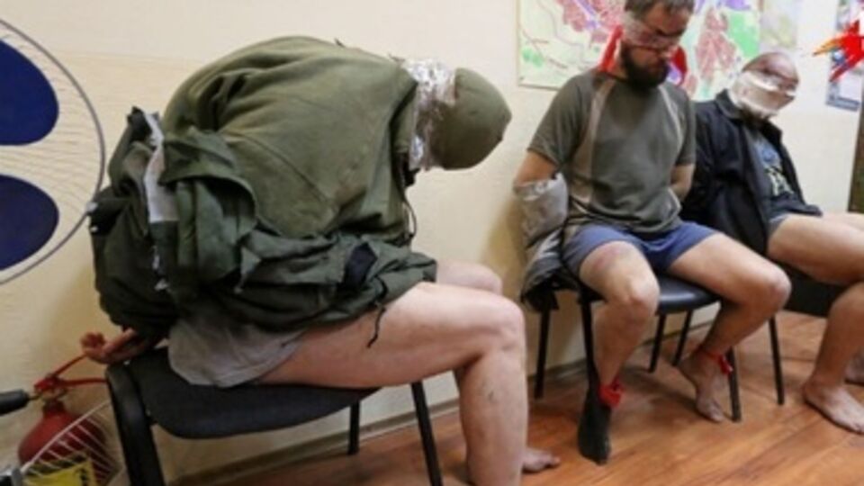 Троих сотрудников СБУ удерживают славянские сепаратисты