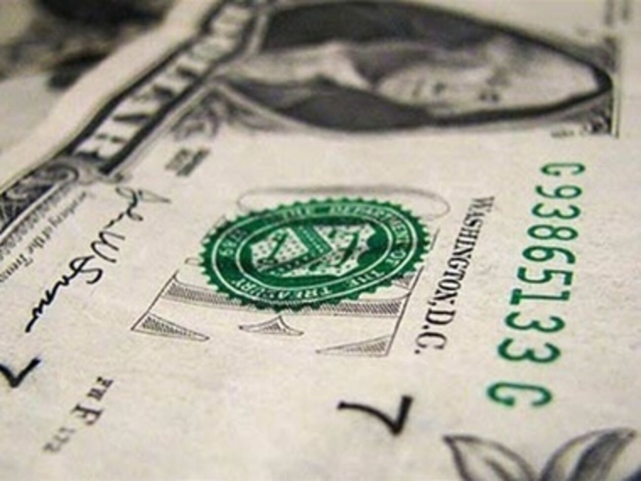 Первые деньги от ЕС, США и МВФ придут в Украину в мае