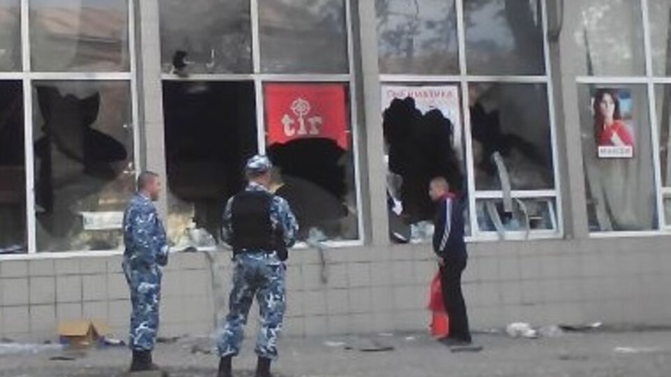 Ситуация в Мариуполе продолжает оставаться стабильно напряженной