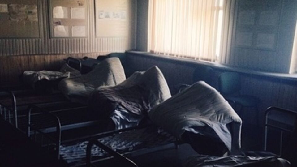 Воинскую часть в Мариуполе полностью разграбили