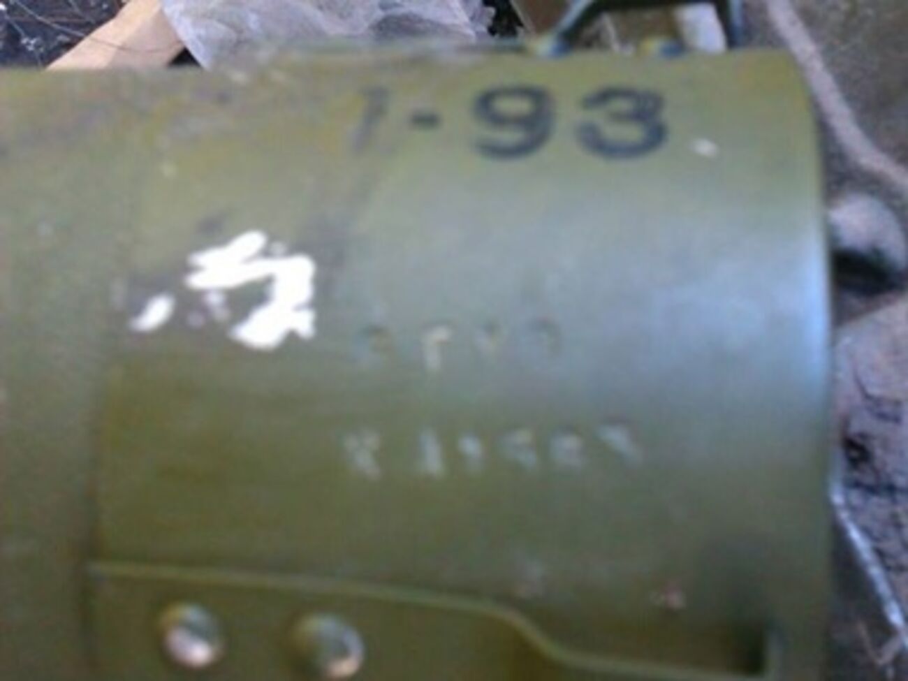 Контейнер от РПГ-26 с номерами 254-1-93