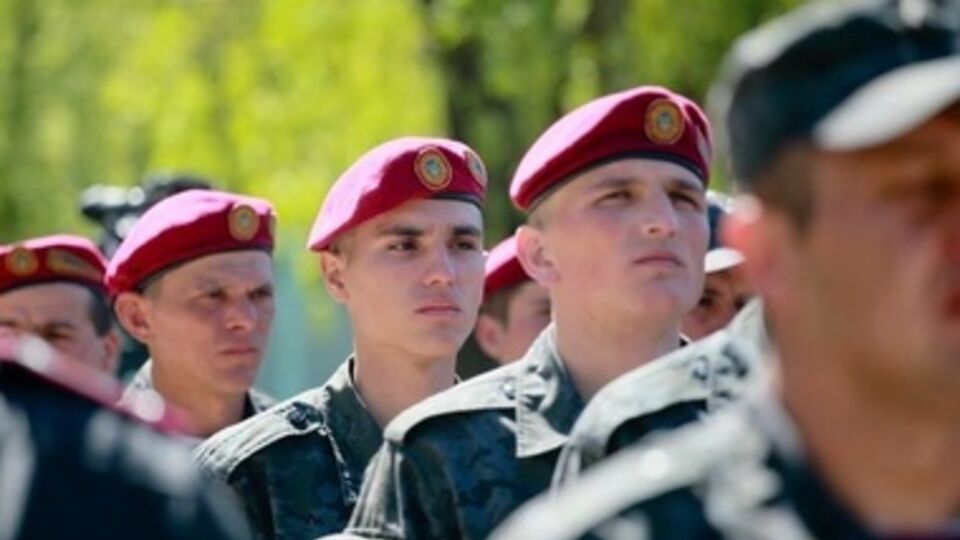 Бойцы Нацгвардии вошли в Красноармейск