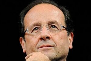 Олланд призвал выражать свое мнение не на "референдуме", а на легитимном голосовании 25 мая