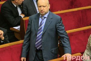 "Референдумы" на востоке --- пропагандистский фарс, считает Турчинов