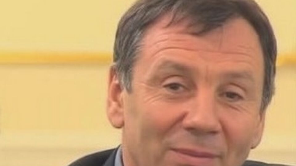 Приоритетом должны быть права русскокультурных граждан Украины, которые составляют 90% населения юга и востока, убежден Марков