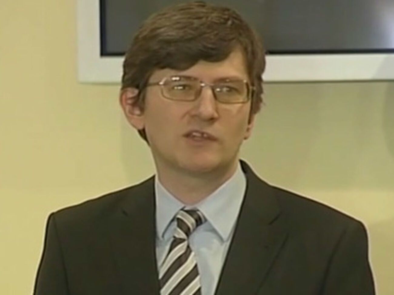 Киевские власти не признали результатов "референдума" на востоке