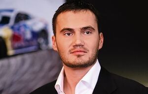 Янукович-младший вышел из Партии регионов, но не сдал депутатский мандат