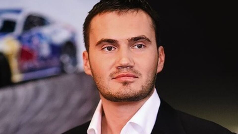 Янукович-младший вышел из Партии регионов, но не сдал депутатский мандат