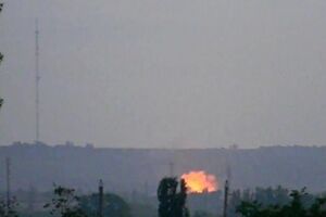 по сообщениям в социальных сетях, в Славянске опять стреляют