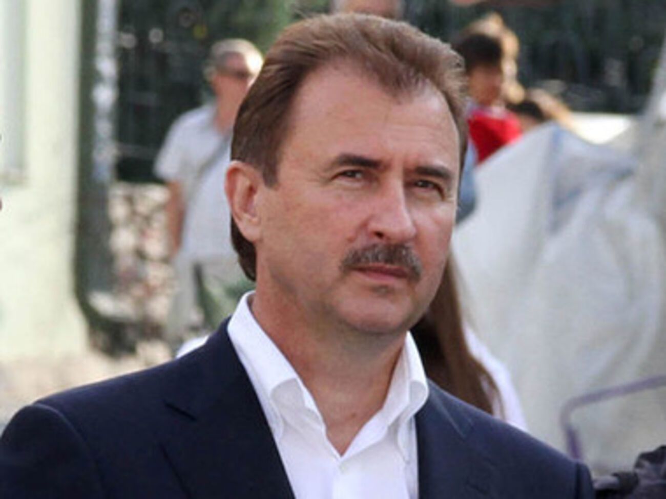 Попову запрещено выезжать из Украины