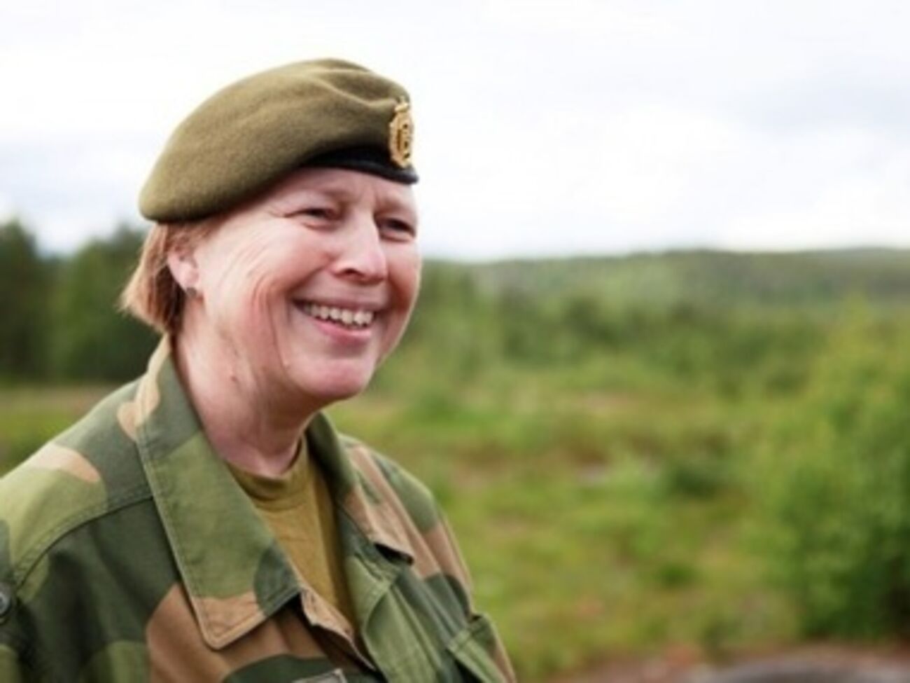 У Лунд --- 34 года опыта службы в вооруженных силах