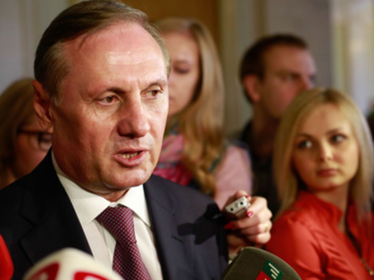 Александр Ефремов