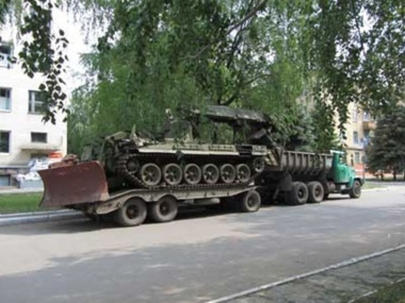 ИМР везли по улицам Краматорска