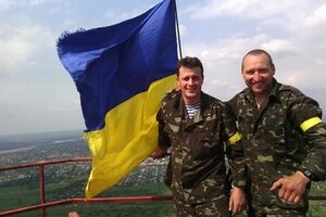 Высота башни --- более 200 метров