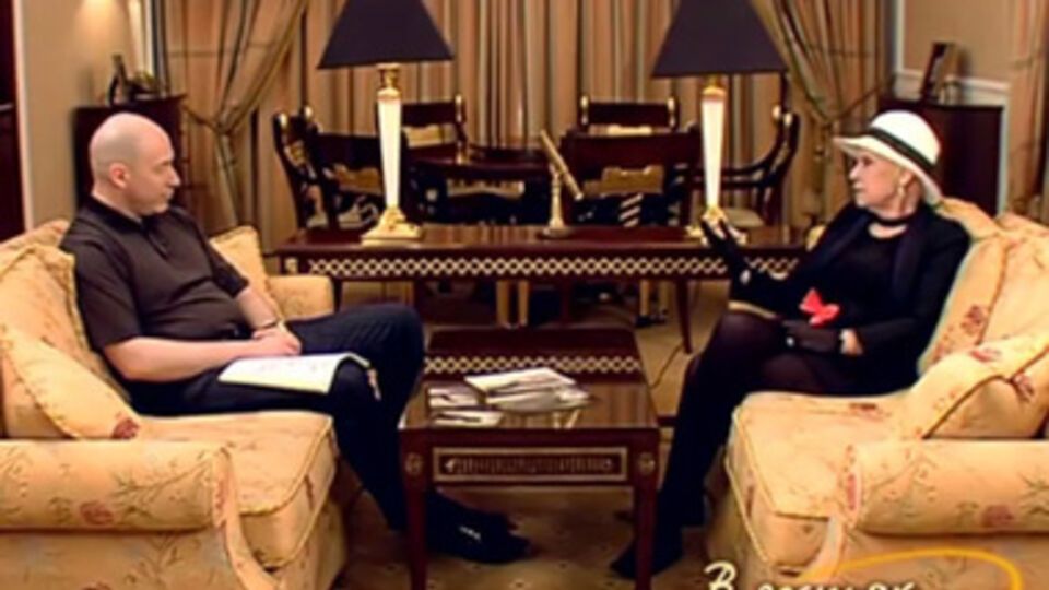 Светлана Светличная: Гагарин пригласил меня в сауну, я пошла, но поняла, что надо убегать. Да, поцеловаться мы успели