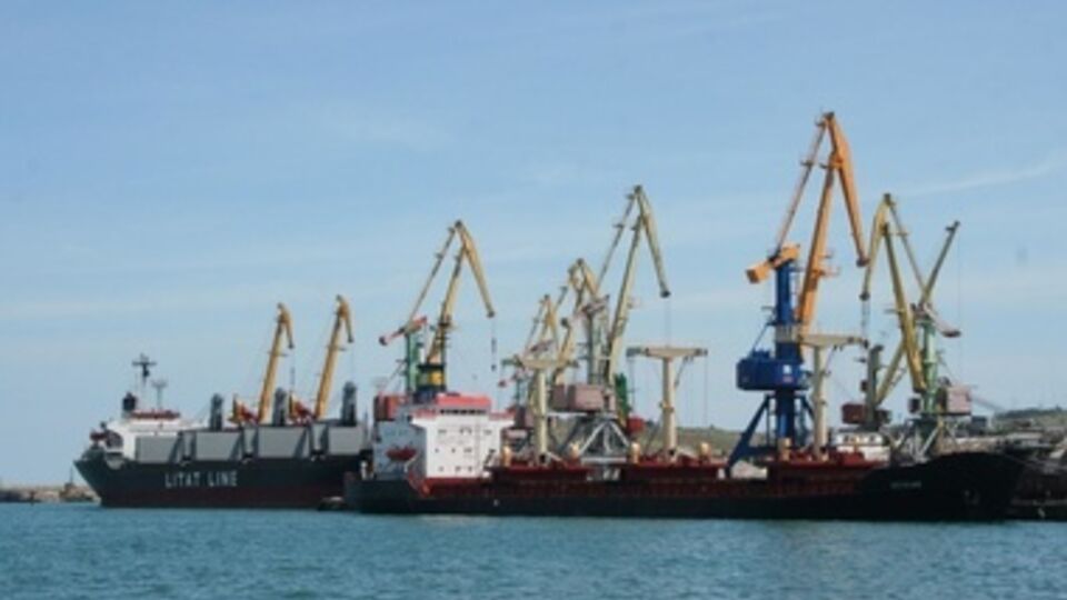 Вместо портов в Крыму появятся дороги и российский "аэроэкспресс"