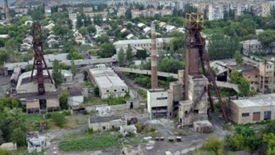 Вооруженные захватчики намерены разжиться в Горловке металлом