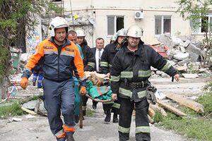 Спасатели продолжают поиск пострадавших