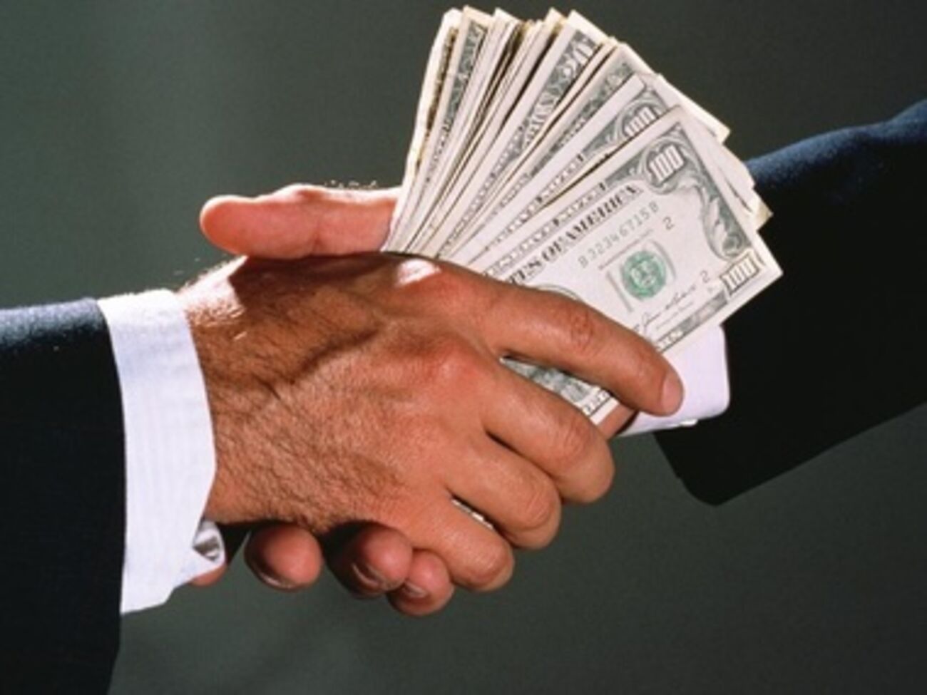 Украинцы могут анонимно сообщать об известных им фактах коррупции