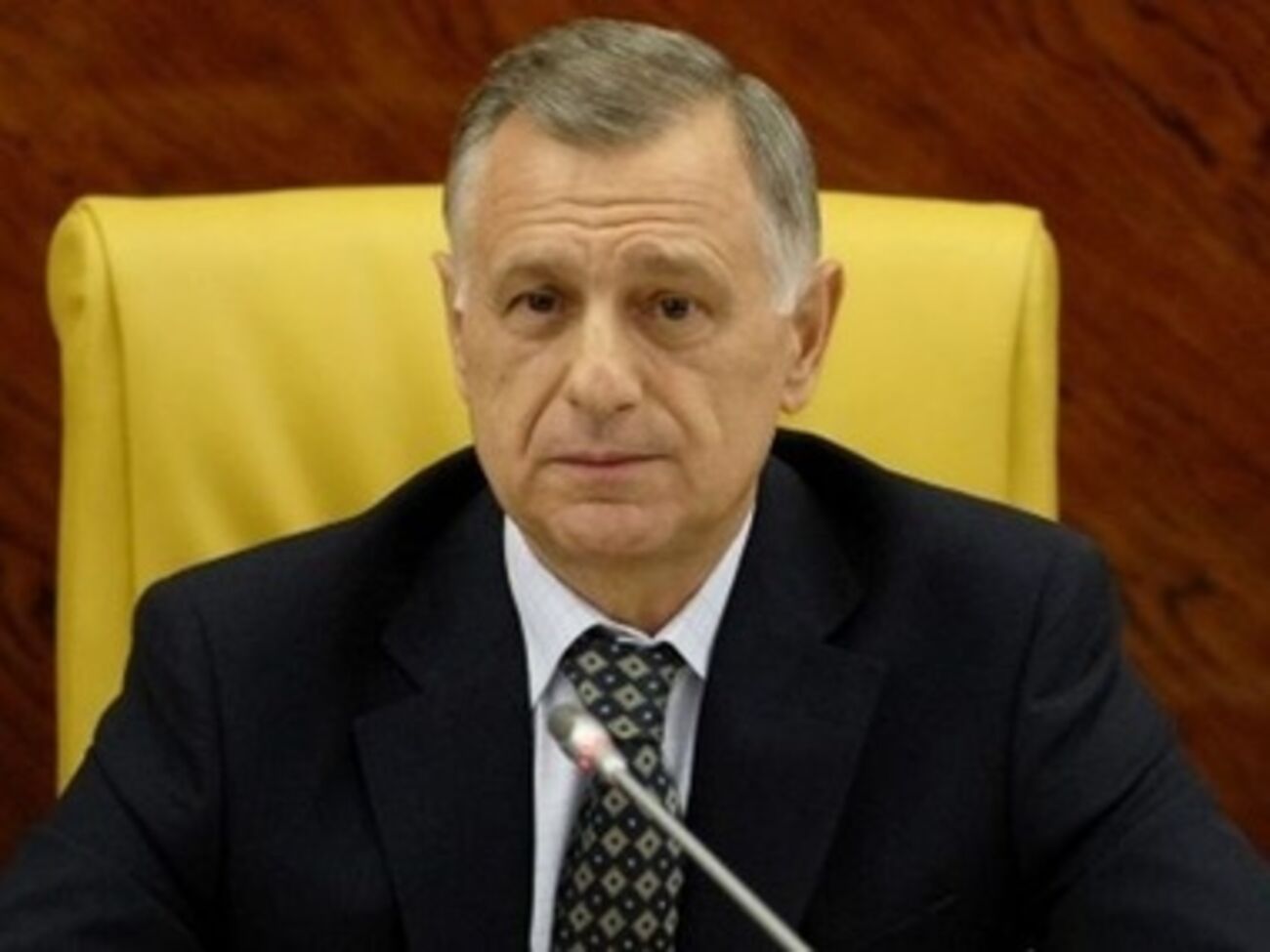 15 мая в ряде украинских спортивных СМИ появилась ложная информация о запрете Харькову, Луганску и Днепропетровску принимать матчи еврокубков в июне 2014 года