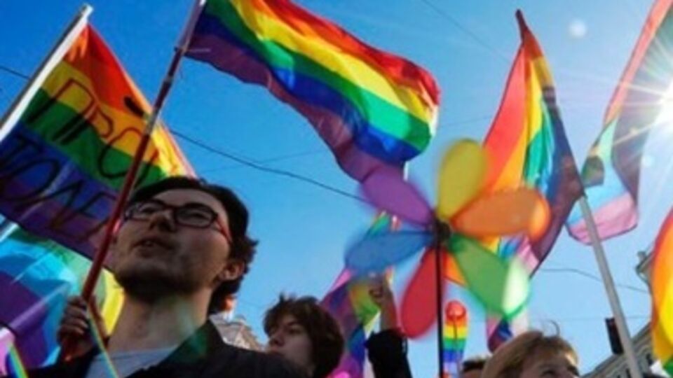Гей-активисты Москвы планируют получить разрешение на проведение парада 31 мая