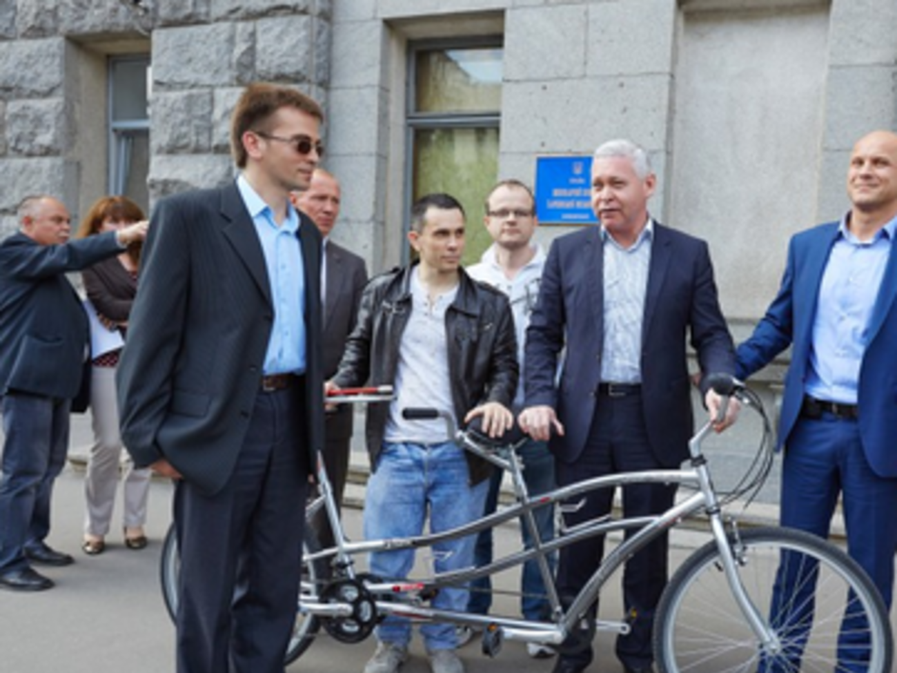 Тандем вручили харьковскому незрячему журналисту Владимиру Носкову