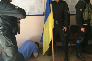 Батальон "Донбасс" разоружил милицию в Великой Новоселке и взял под контроль район. Фоторепортаж