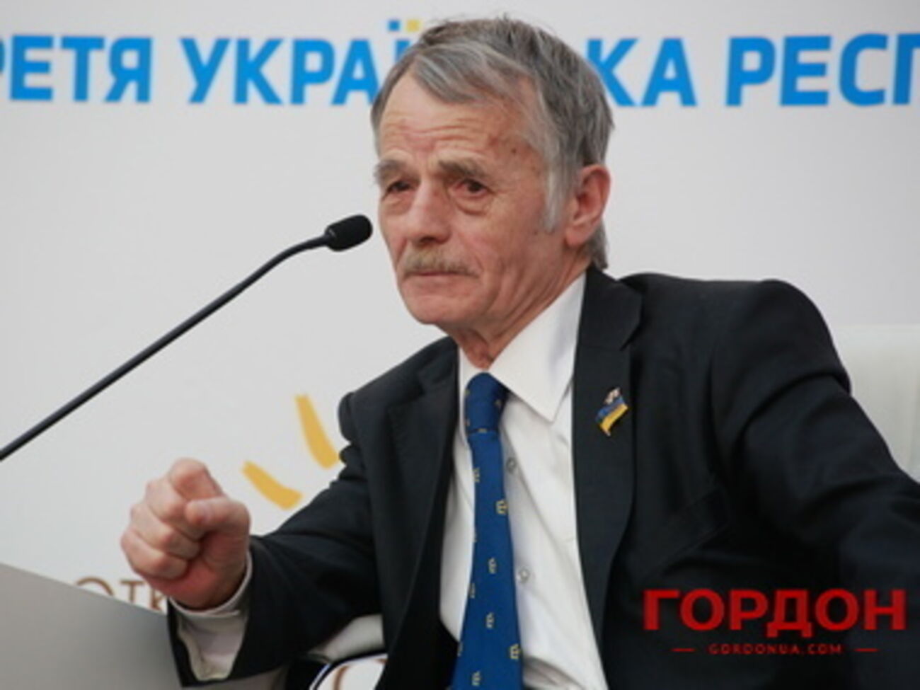 Обыск был связан с инцидентом, когда сын депутата Хайсер по неосторожности застрелил друга семьи Февзи Эдемова