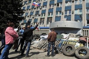Луганчане готовы обороняться от сепаратистов, заявляет Иванов