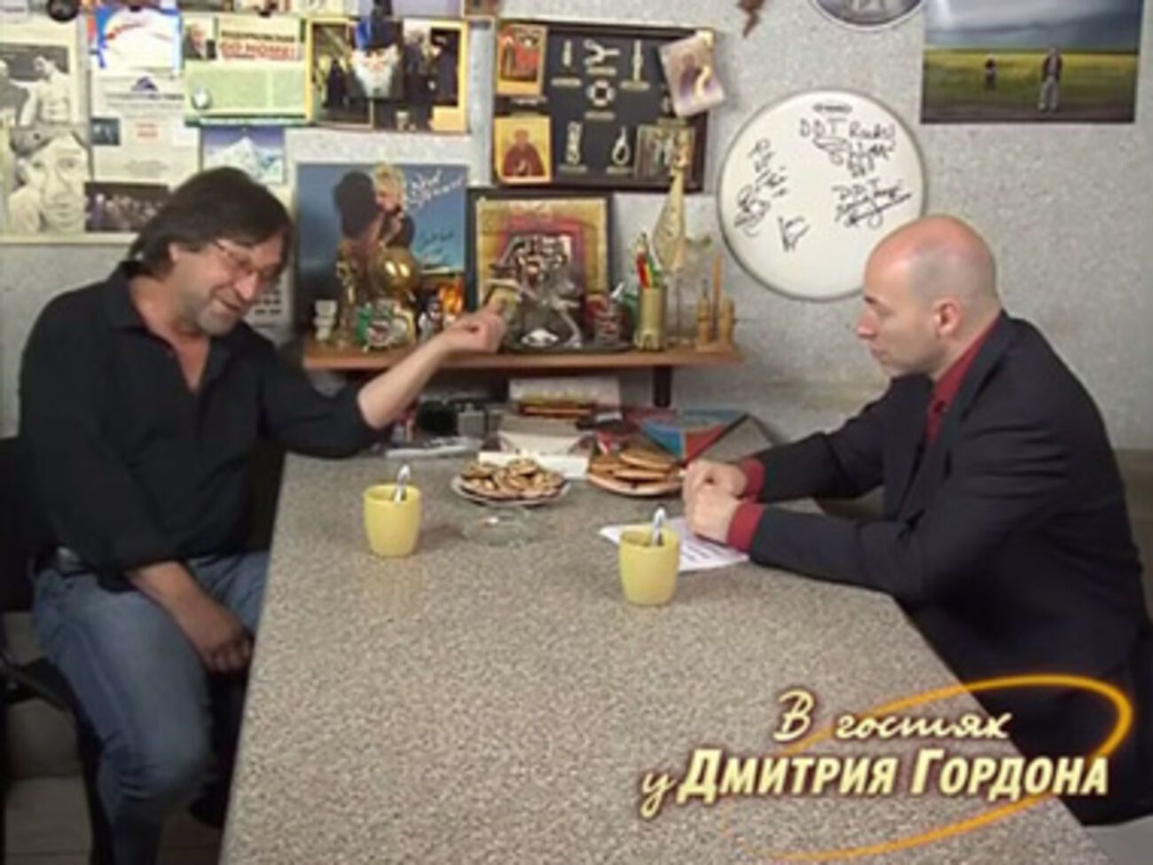 Юрий Шевчук: Кто одной ногой в прошлом, а другой – в будущем, писает на настоящее