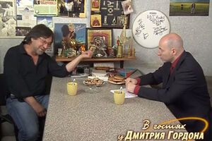 Юрий Шевчук: Кто одной ногой в прошлом, а другой – в будущем, писает на настоящее